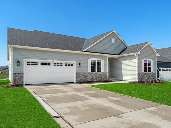 9391 South Parkside LANE, Franklin, WI 53132