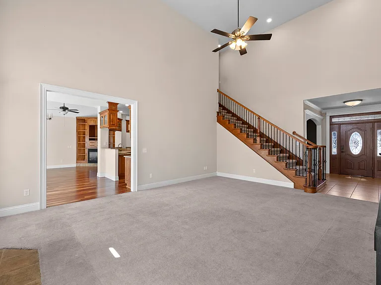 3902 NE Cadbury Ave — Photo 26