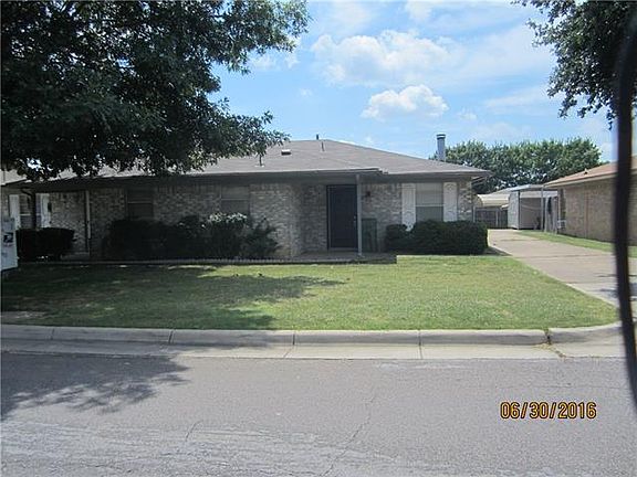 2nd image of 2516 Lido Ln