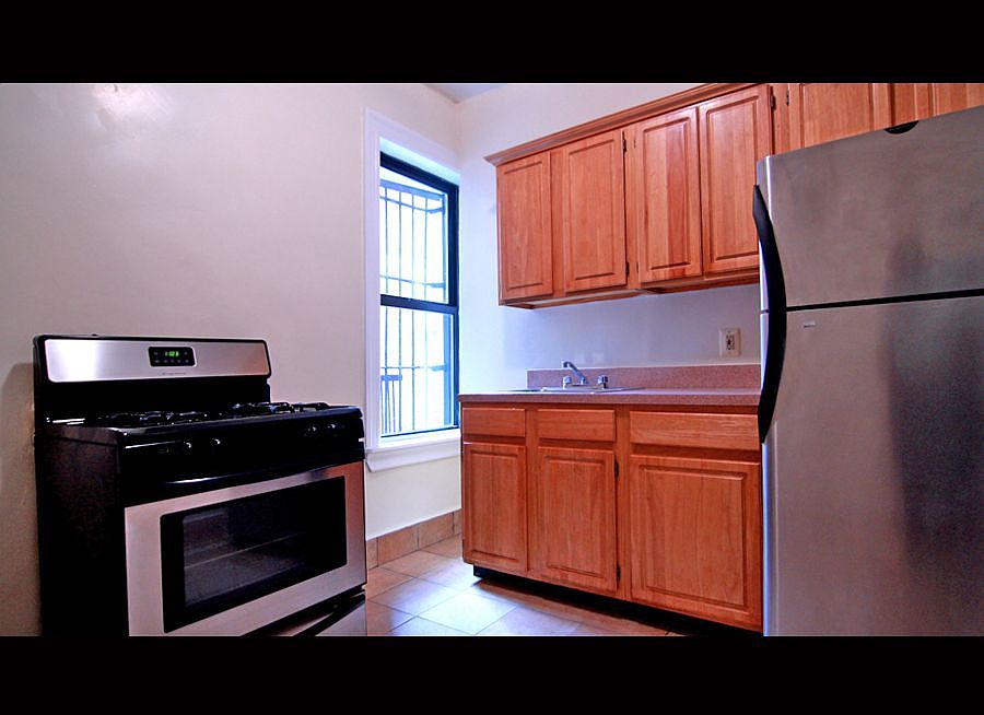 1st image of 196 Bradhurst Ave APT 30