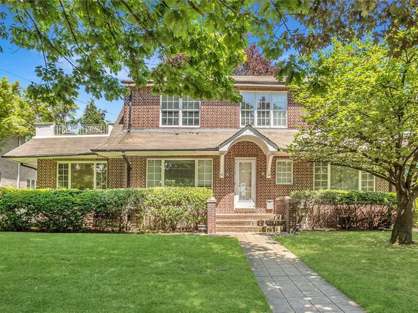 106 Parsons Boulevard, Malba, NY 11357