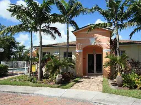 3690 N 56th Ave APT 935, Hollywood, FL 33021