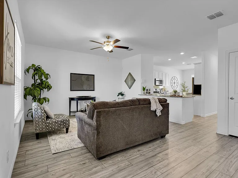 11616 Roaring Fork Trl — Photo 6