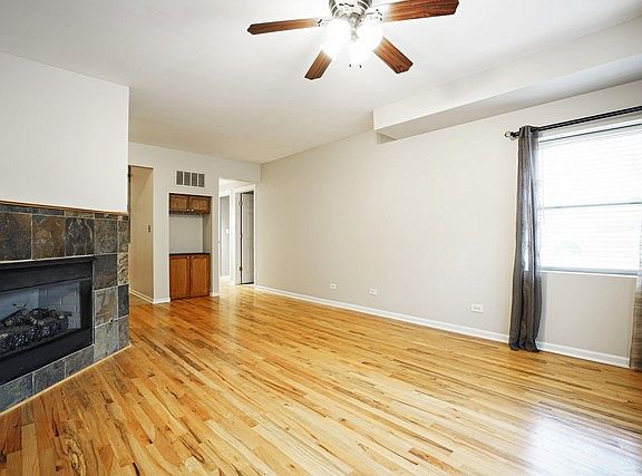 4th image of 4301 N Troy St #G