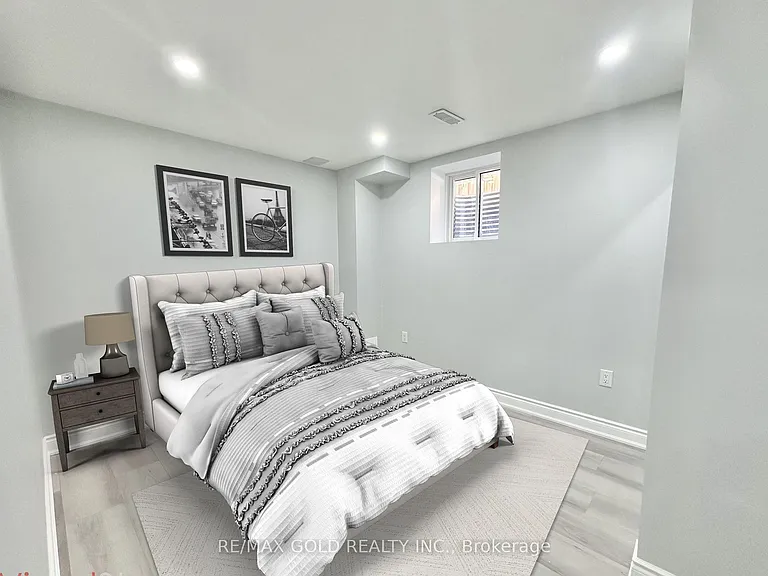 555 Settlers Rd W #BASEMENT — Photo 13