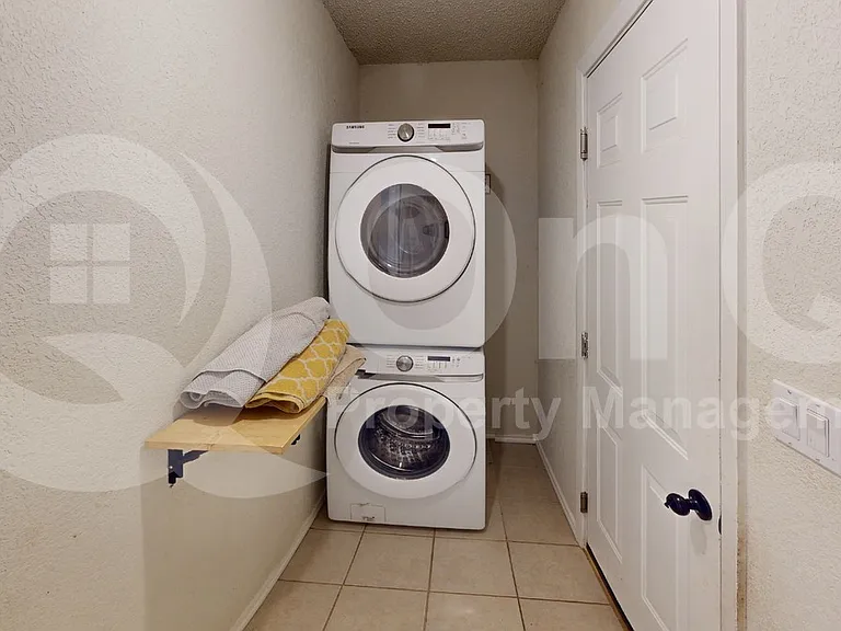 2501 Yucca Ave — Photo 15