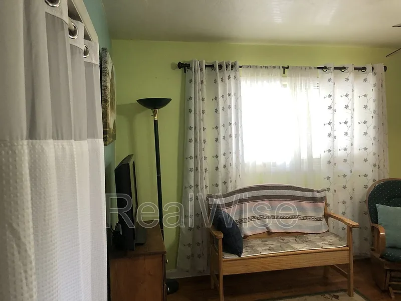 1 bed, 1.0 bath, $965 — Photo 4