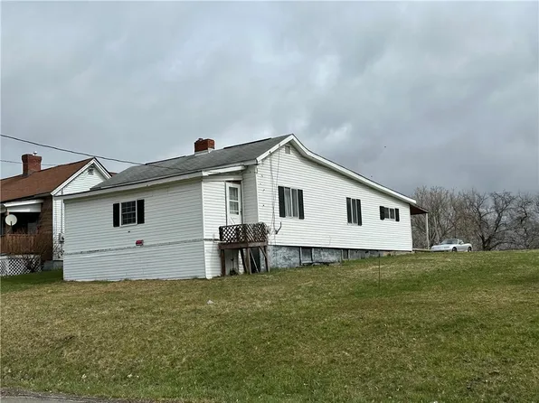 260 Washington Rd, Waynesburg, PA 15370