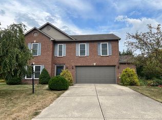 9309 Oak Knoll Ln, Fishers, IN