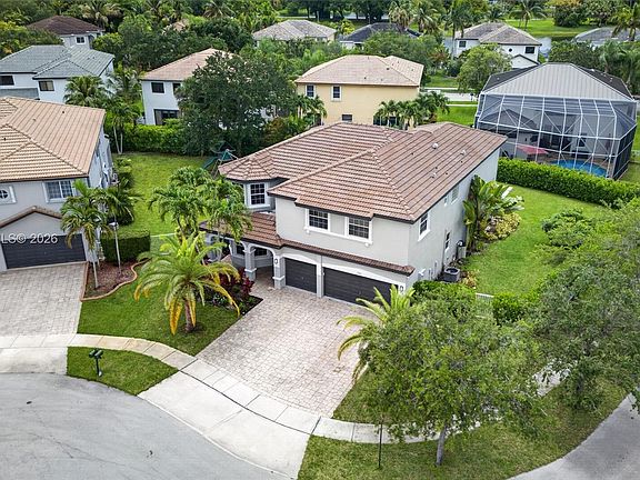 3rd image of 2167 SW 176th Ter