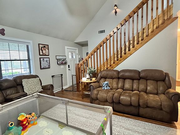 5th image of 238 Cassie Ree Rd