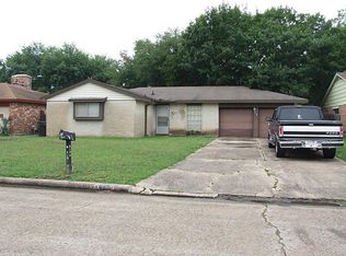 6130 S Greenpark Dr, Houston, TX 77072