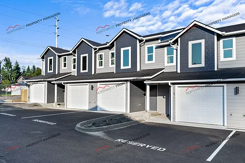 Floor plan 805 A 3rd Ave NE