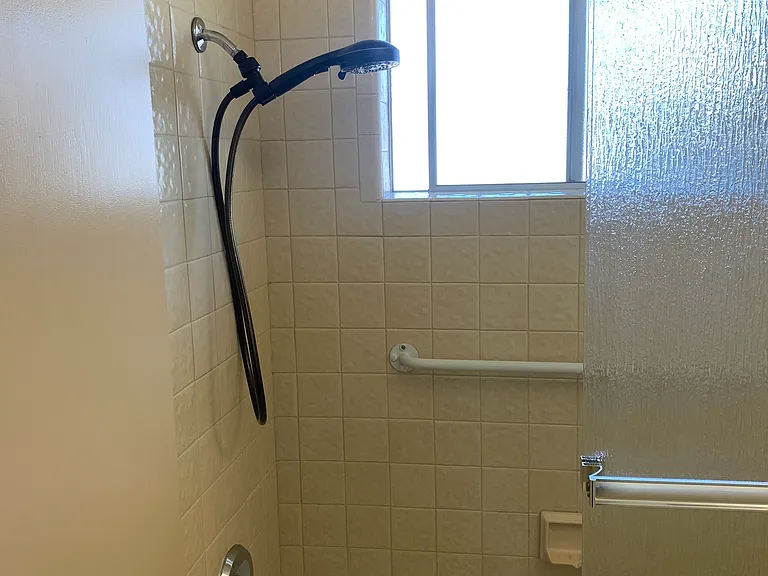 Pinehaven Garden Apartments — Photo 26