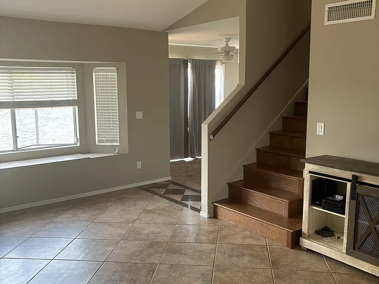 3506 E Montreal Pl — Photo 6