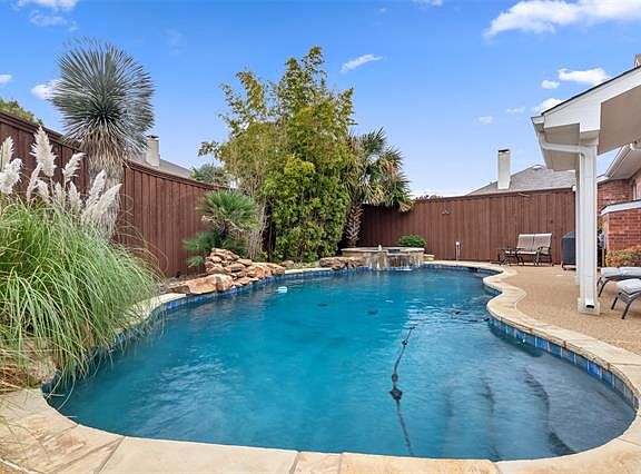 5th image of 3224 Royal Melbourne Dr