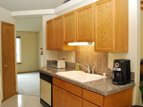 3rd image of 4817 106th St NE