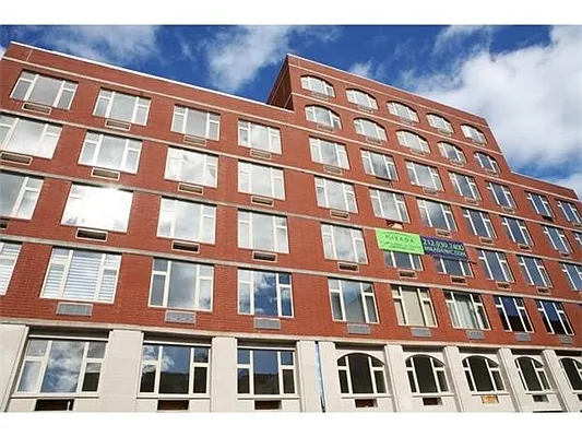 Sold by Avenue Sotheby's International Realty | media 13