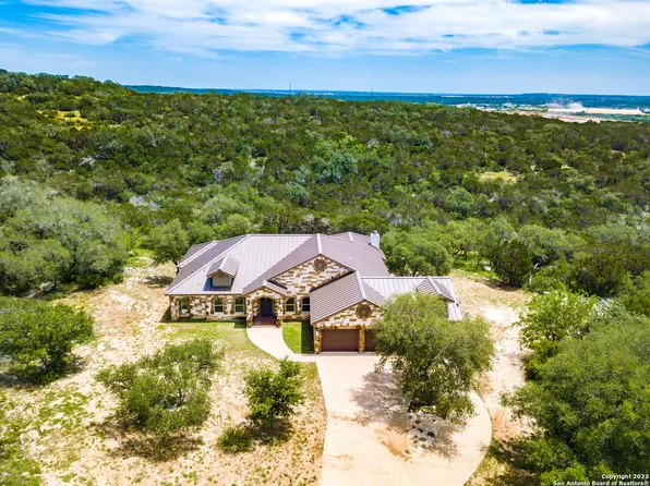 239 COUNTY ROAD 2811, Mico, TX 78056
