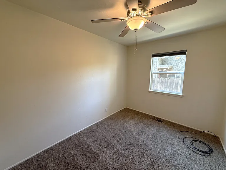 390 Ash St #1 — Photo 6