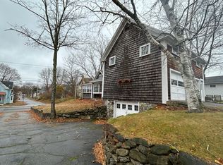33 Washington St, Rochester, NH 03867