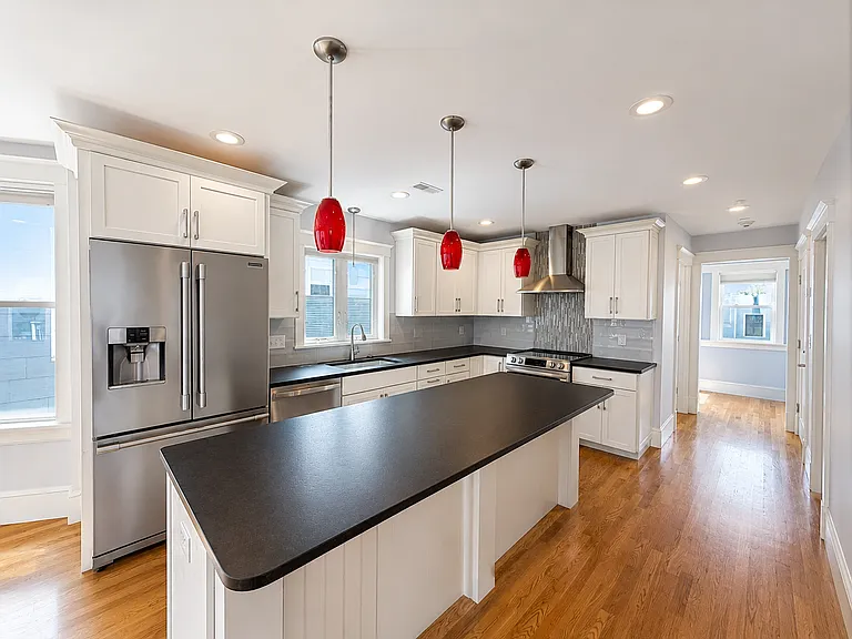20 Cameron Ave — Photo 1