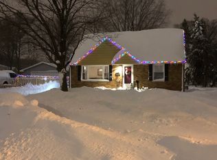 954 Redley Ct, Green Bay, WI 54304