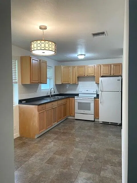 1 bed, 1.0 bath, 825 sqft, $2,000 — Photo 4