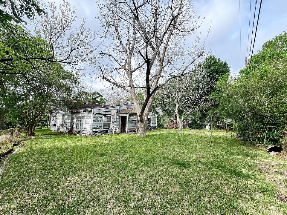 1st image of 5863 Southgood St