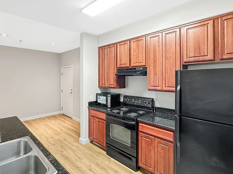 1121 40th St #5206 — Photo 3