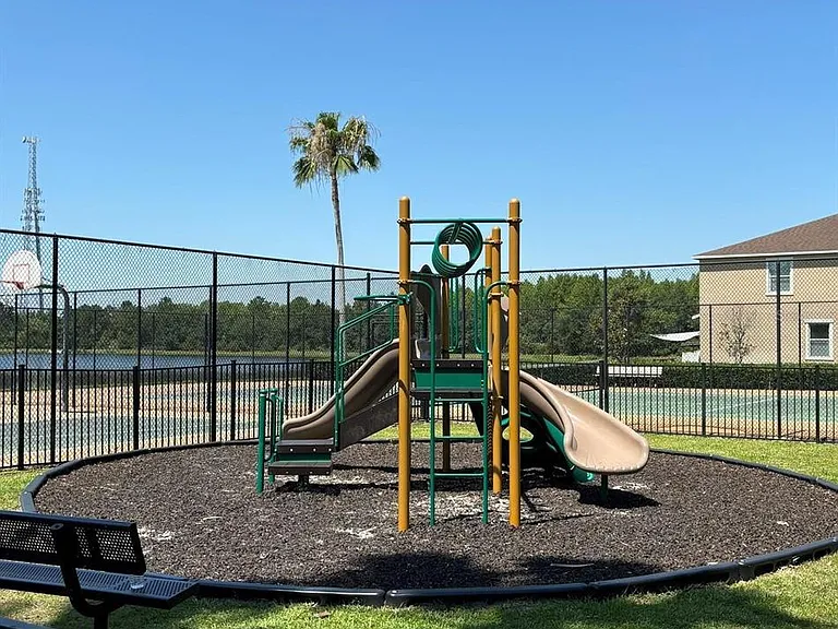 10797 Savannah Landing Cir — Photo 22
