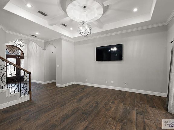 4th image of 5293 Los Arboles Ave
