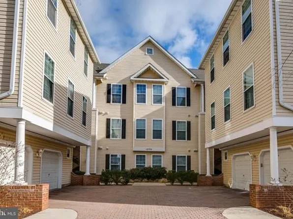 12705 Found Stone Rd APT 202, Germantown, MD 20876