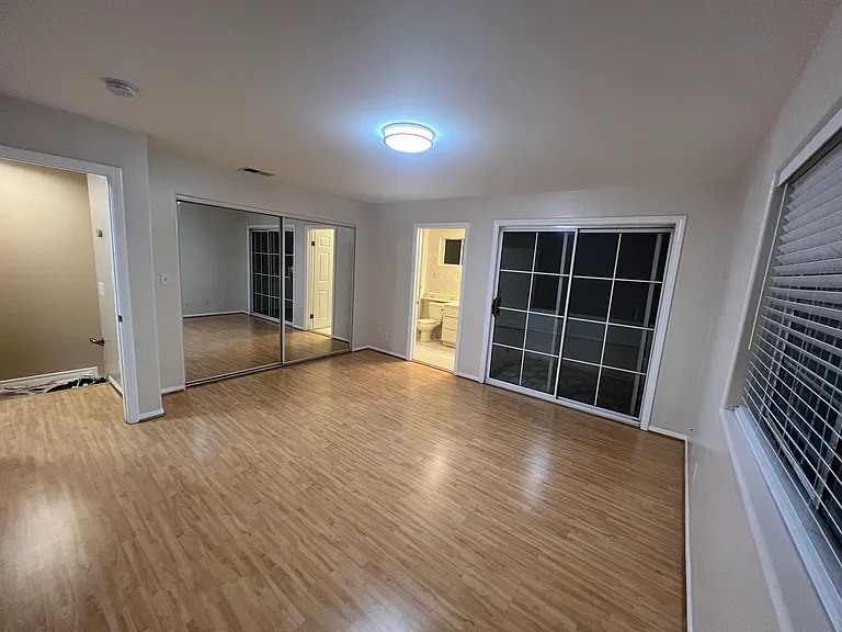 4355 Camero Ave — Photo 8