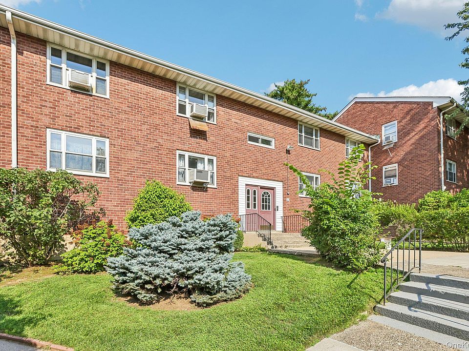 1st image of 8 Dehaven Drive #1D