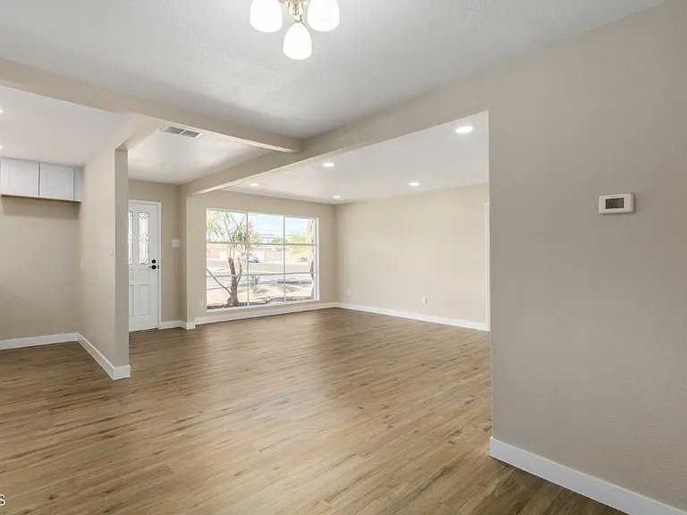 3301 W Pierson St — Photo 12