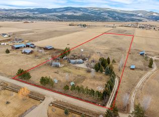 3018 Mack Smith Ln, Stevensville, MT 59870