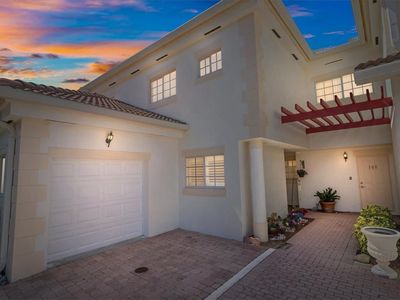 512 7th Sq APT 101, Vero Beach, FL, 32962