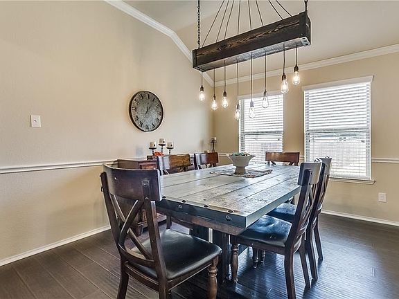 4th image of 305 Sunspike Ct