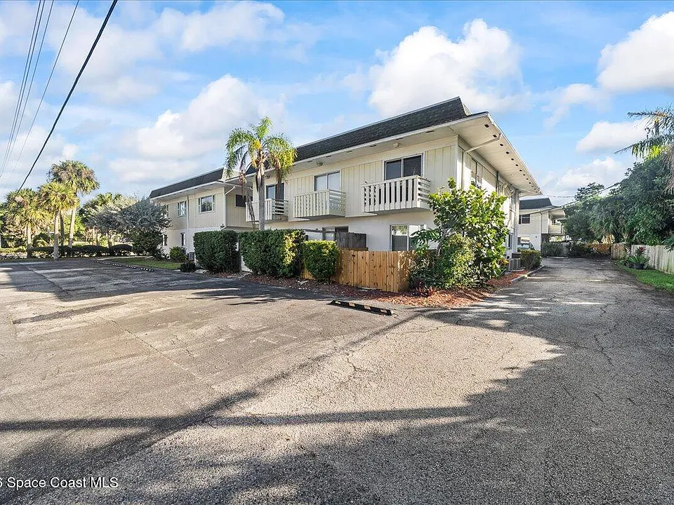 419 Ocean Ave #205