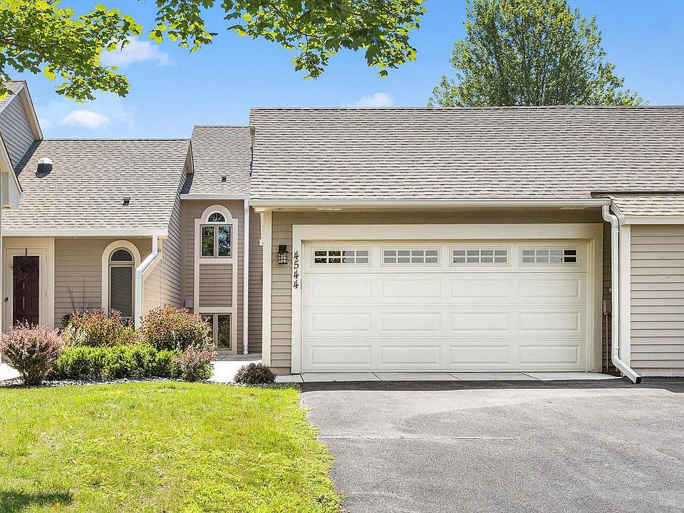 1st image of 4544 Niagara Ln N