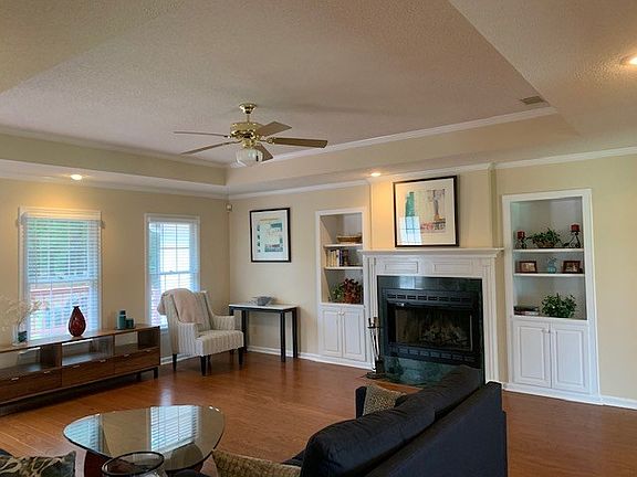 3rd image of 3 Dawnview Cir