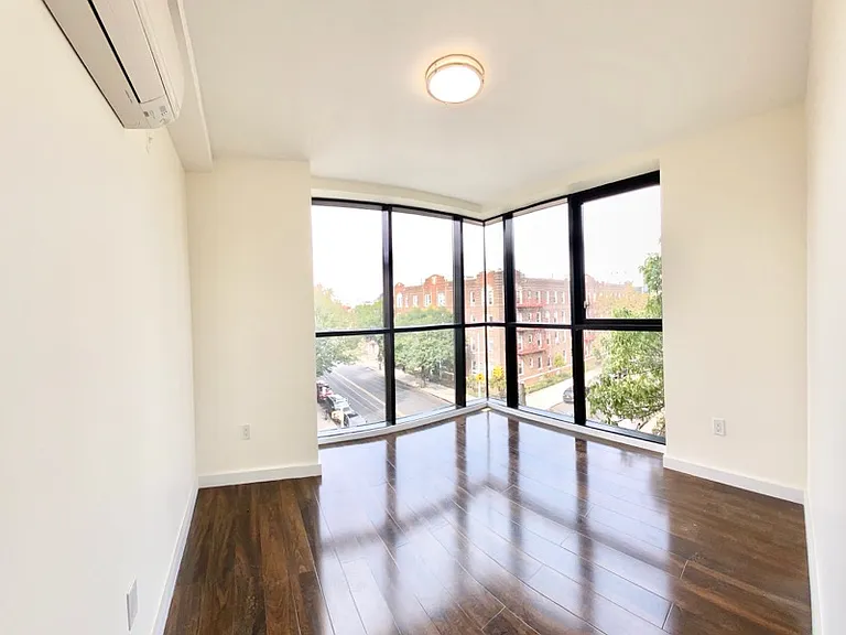 1705 E 17th St #716 — Photo 5