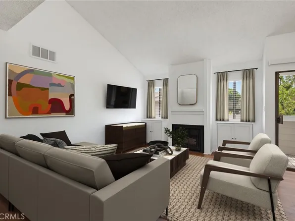 10740 Woodley Ave Unit 3, Granada Hills, CA 91344