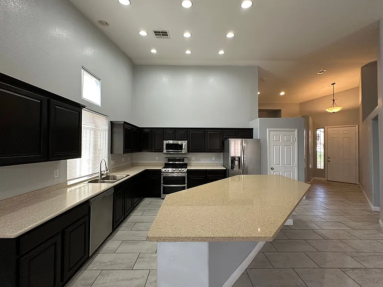 6325 Heather Creek Pl — Photo 5