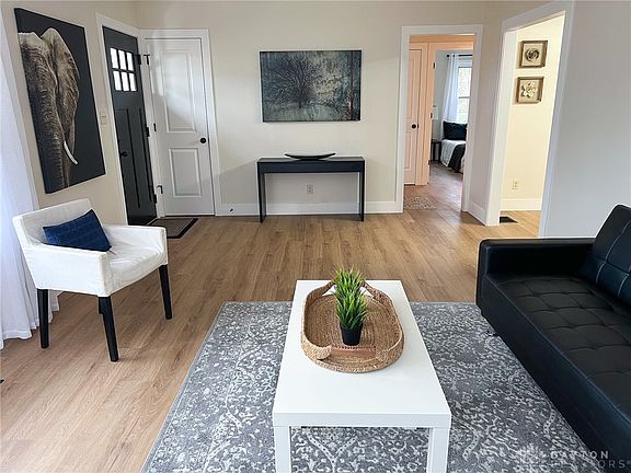 5th image of 30 Apple Ln