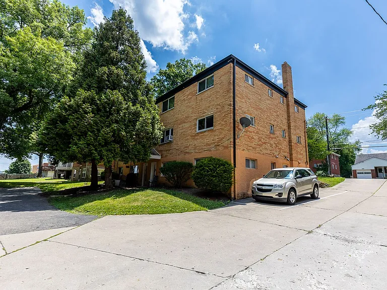 3222 Harry Lee Ln — Photo 8