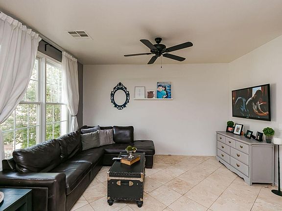 4th image of 3634 E Leslie Dr