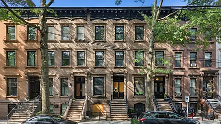 318 York Street