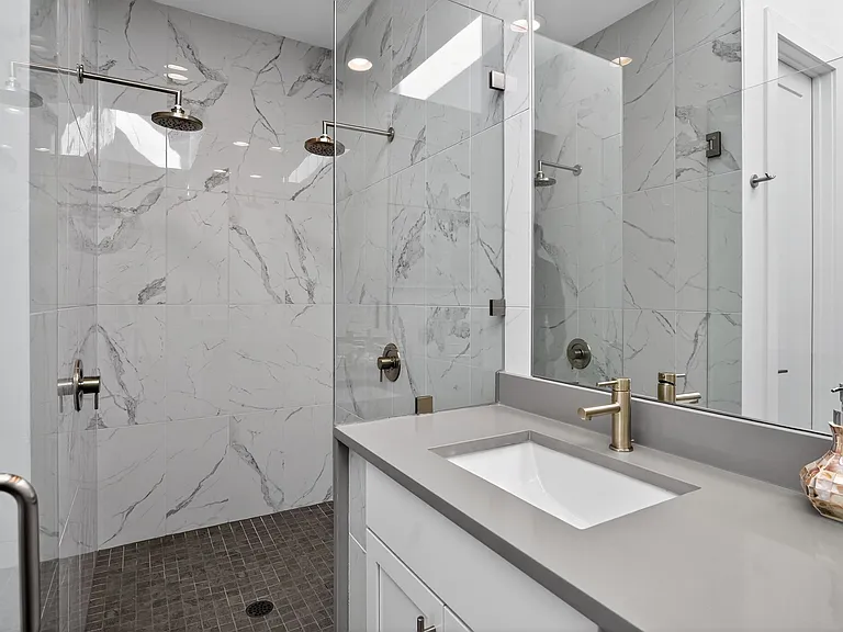 241 Maynard Ter SE #16 — Photo 30